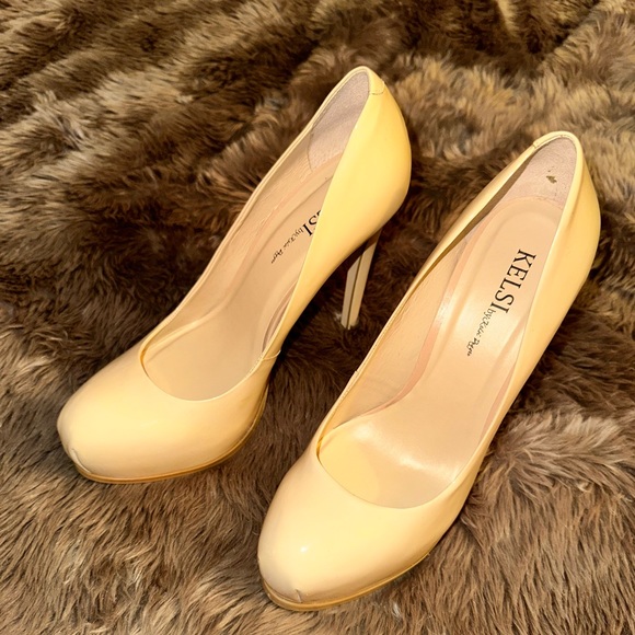 Kelsi by Kelsi Dagger Laurie Patent - Picture 3 of 10